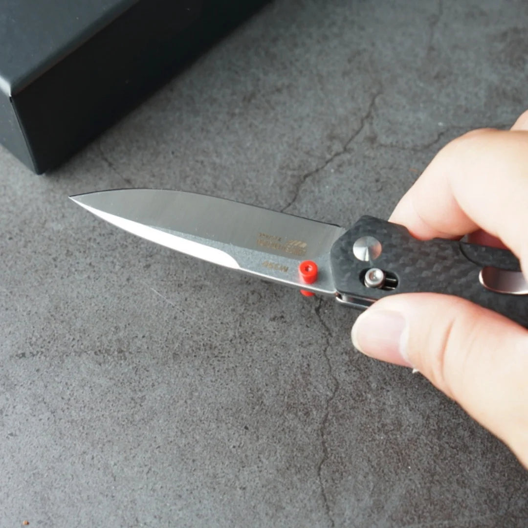 Tactical Folding Knife with M390 Stainless Steel Blade and Carbon Fiber Handle – Black