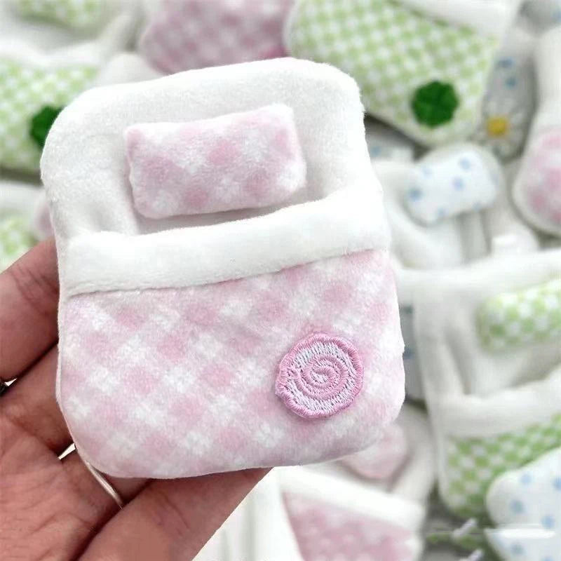 Mini Plush Four-Leaf Clover Sleeping Bag Doll Accessory – Pink