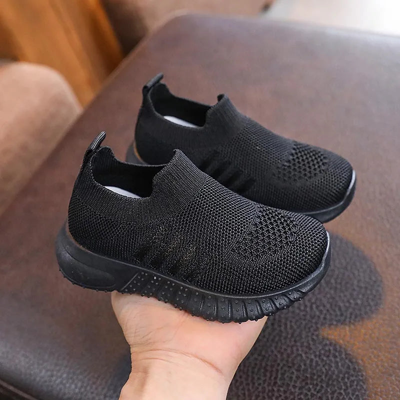 Kids Striped Knitted Slip-On Sneakers for Spring and Autumn – D