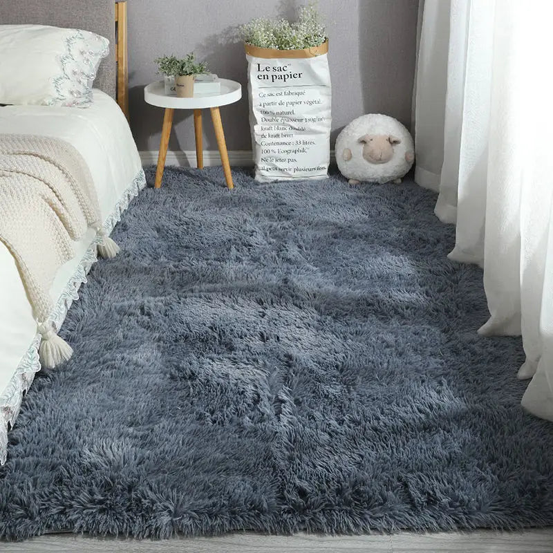 Machine Made Polyester Bedroom Floor Mat 40cm x 60cm – Long pure gray