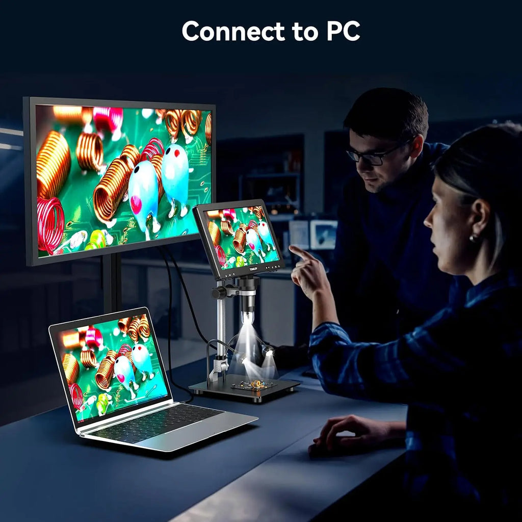 Demonstration of connecting a digital microscope to a computer and external display
