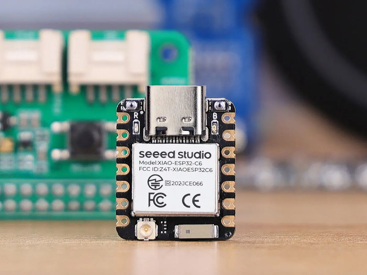 Small development board microcontroller with USB-C port