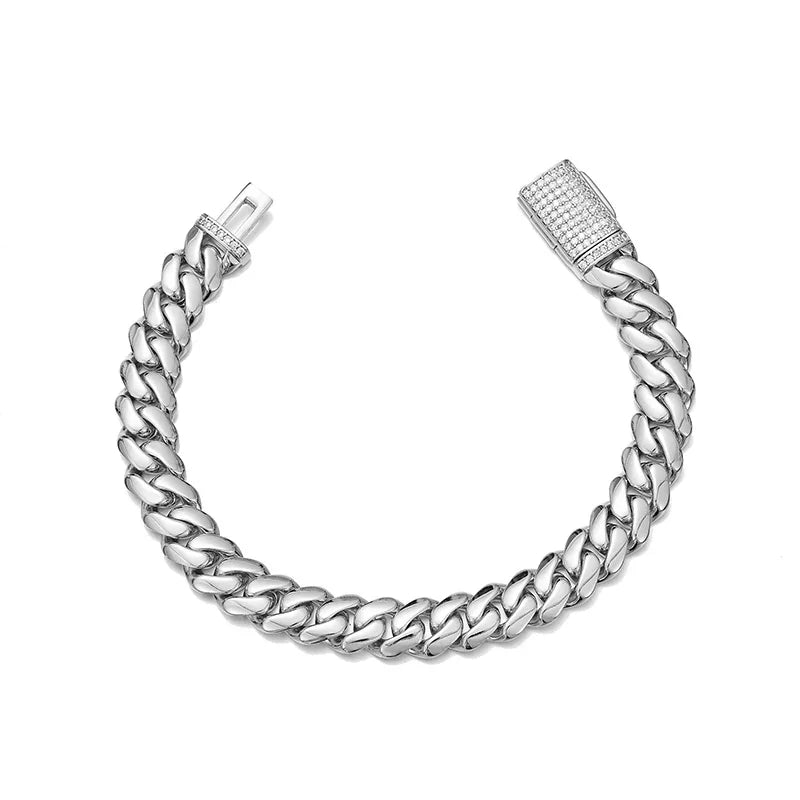 Silver cuban link bracelet for men with a diamond-encrusted clasp