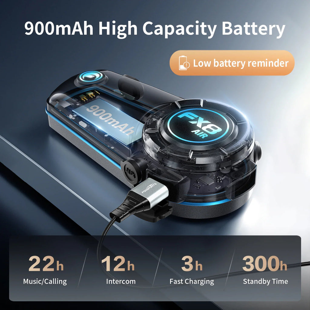 Motorcycle Bluetooth headset charging with cable, highlighting 900mAh battery capacity and battery life specifications.