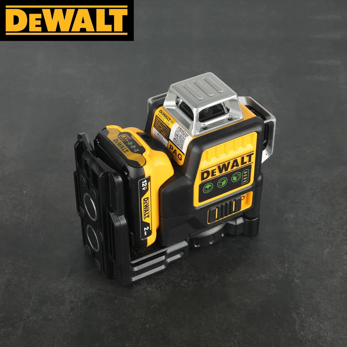 A 12V cordless green line laser level.