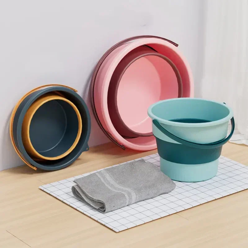 Selection of collapsible buckets in different colors and sizes