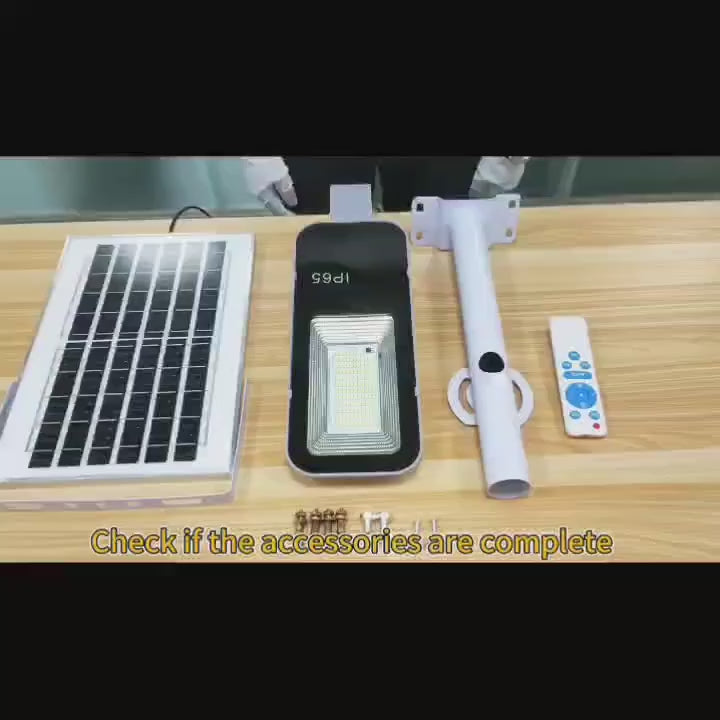 4 Pack Outdoor Solar Street Lamps, 6000mAh Battery, IPX4 Waterproof