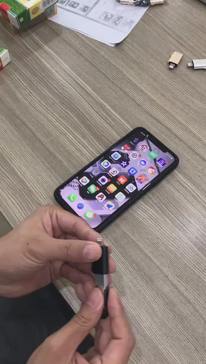 2-in-1 USB Memory Card Reader for SD and TF Cards