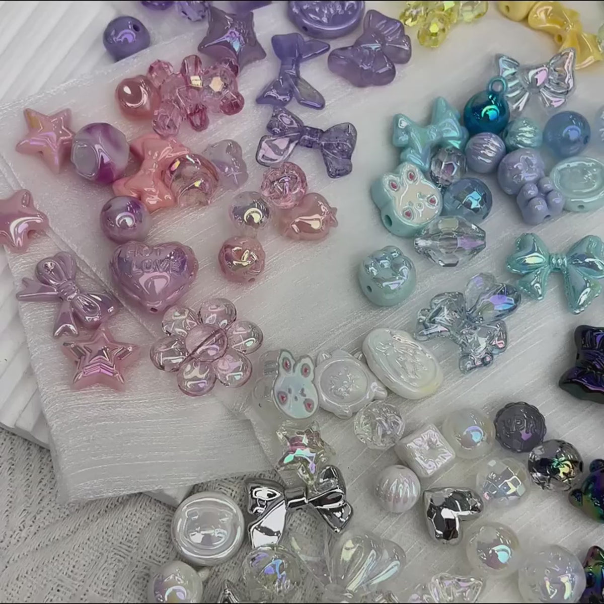 20g Y2K Acrylic Mixed Bowknot, Flower, and Heart Beads for DIY Jewelry
